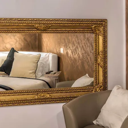 Spagna Luxury'n Trevi ローマ