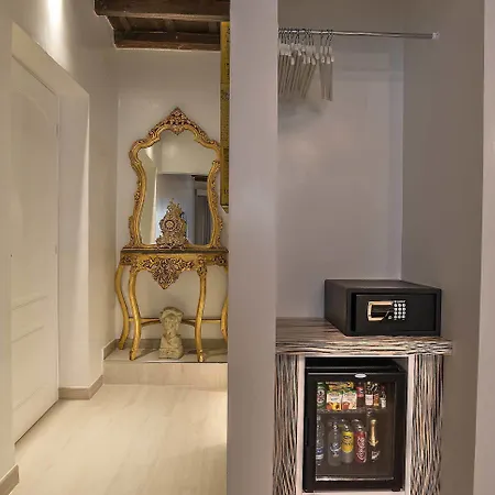 Spagna Luxury'n Trevi ゲストハウス 3*