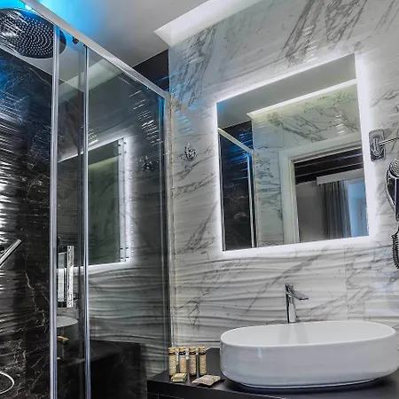 ゲストハウス Spagna Luxury'n Trevi